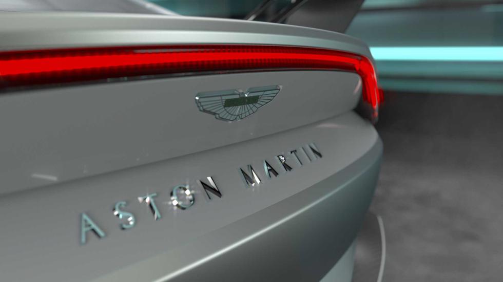 Νέα Aston Martin Vantage V12: Με 700 PS, κάνει το 0-100 σε 3,5 δλ.